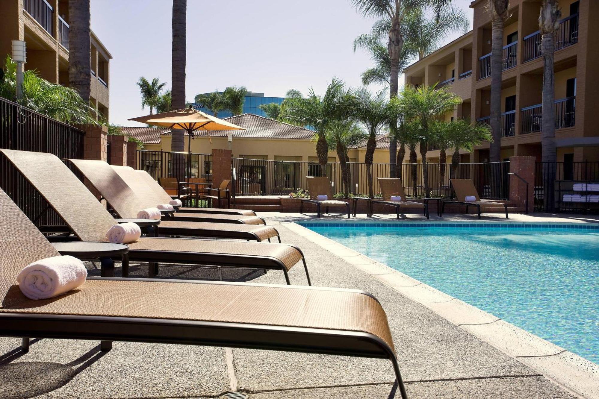 Courtyard By Marriott San Diego Sorrento Valley Eksteriør bilde